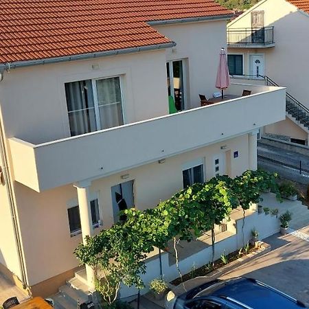 Apartment Anamaria Шибеник Екстер'єр фото