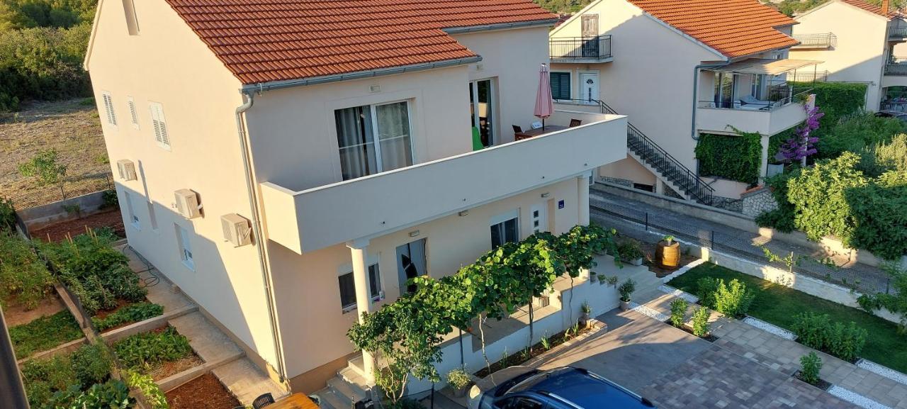 Apartment Anamaria Шибеник Екстер'єр фото