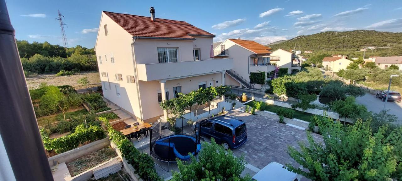 Apartment Anamaria Шибеник Екстер'єр фото