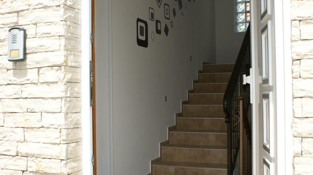 Apartment Anamaria Шибеник Екстер'єр фото