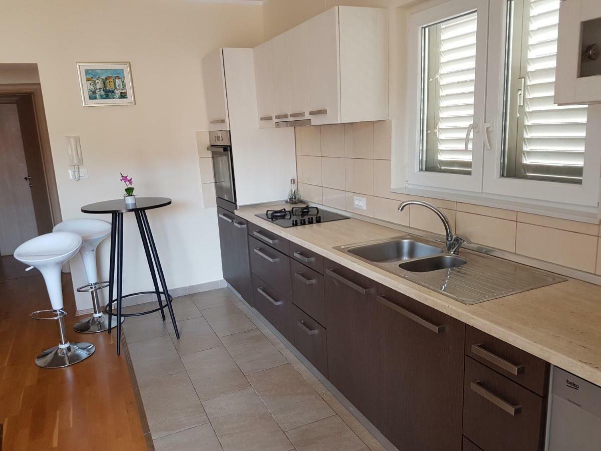 Apartment Anamaria Шибеник Екстер'єр фото